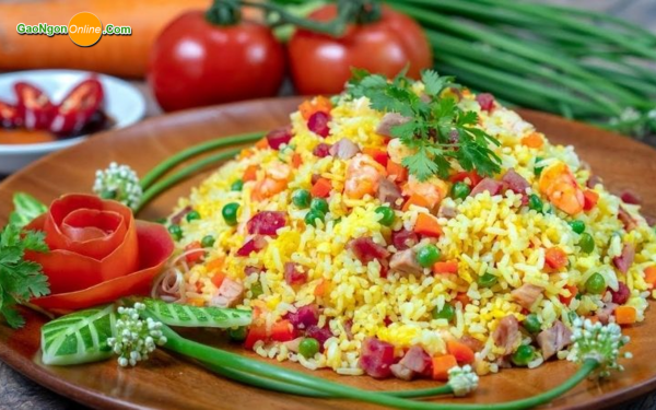 Cơm chiên trân châu là gì?