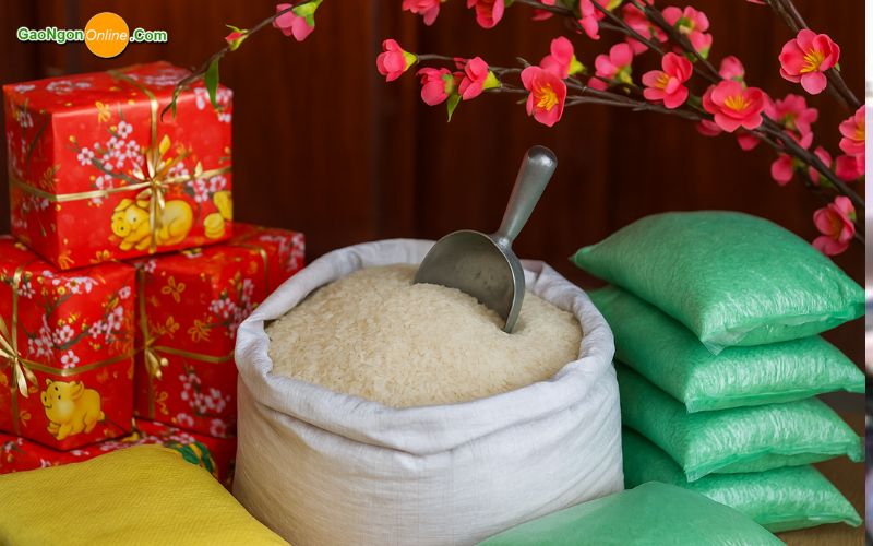 Gạo từ thiện dịp tết: Mua ở đâu, giá bao nhiêu và cách lựa chọn